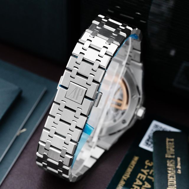 Audemars Piguet Royal Oak 15500ST.OO.1220ST.03 Image 3